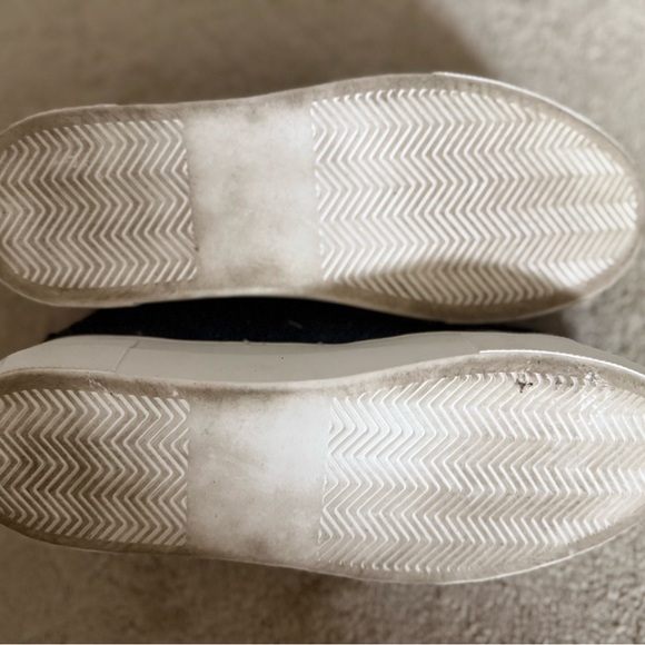 Betsey Johnson Navy Glitter Low-Top Sneakers with White Laces - Picture 4 of 5